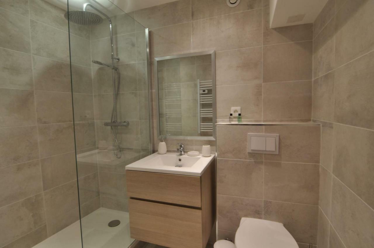 Superb one-bedroom apartment Antibes Buitenkant foto